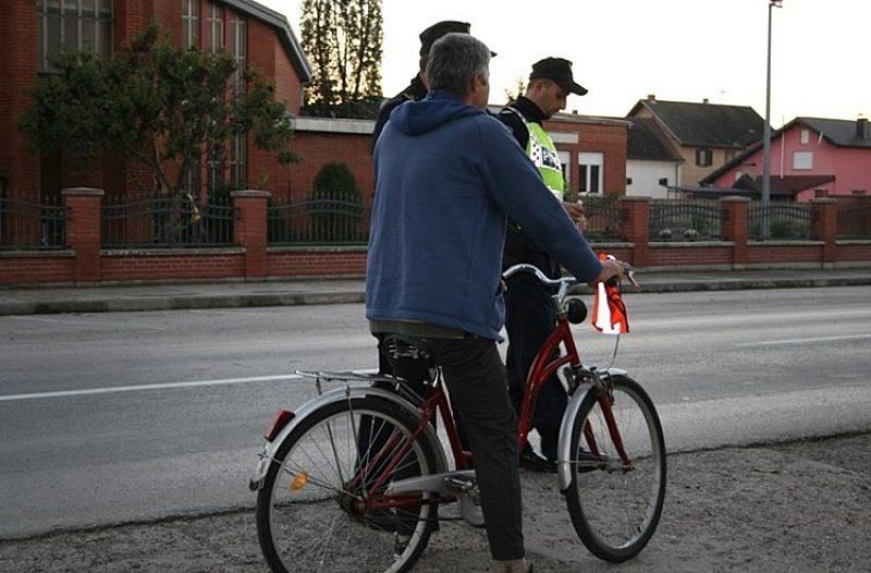 Nova Gradiška - nova-gradiska.net - Zakonske obaveze, savjeti i preporuke za bicikliste